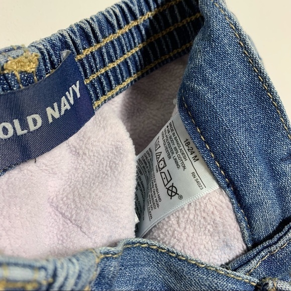 𝅺OLD navy baby girls 18-24M warm fleece lined jeans - Picture 2 of 3